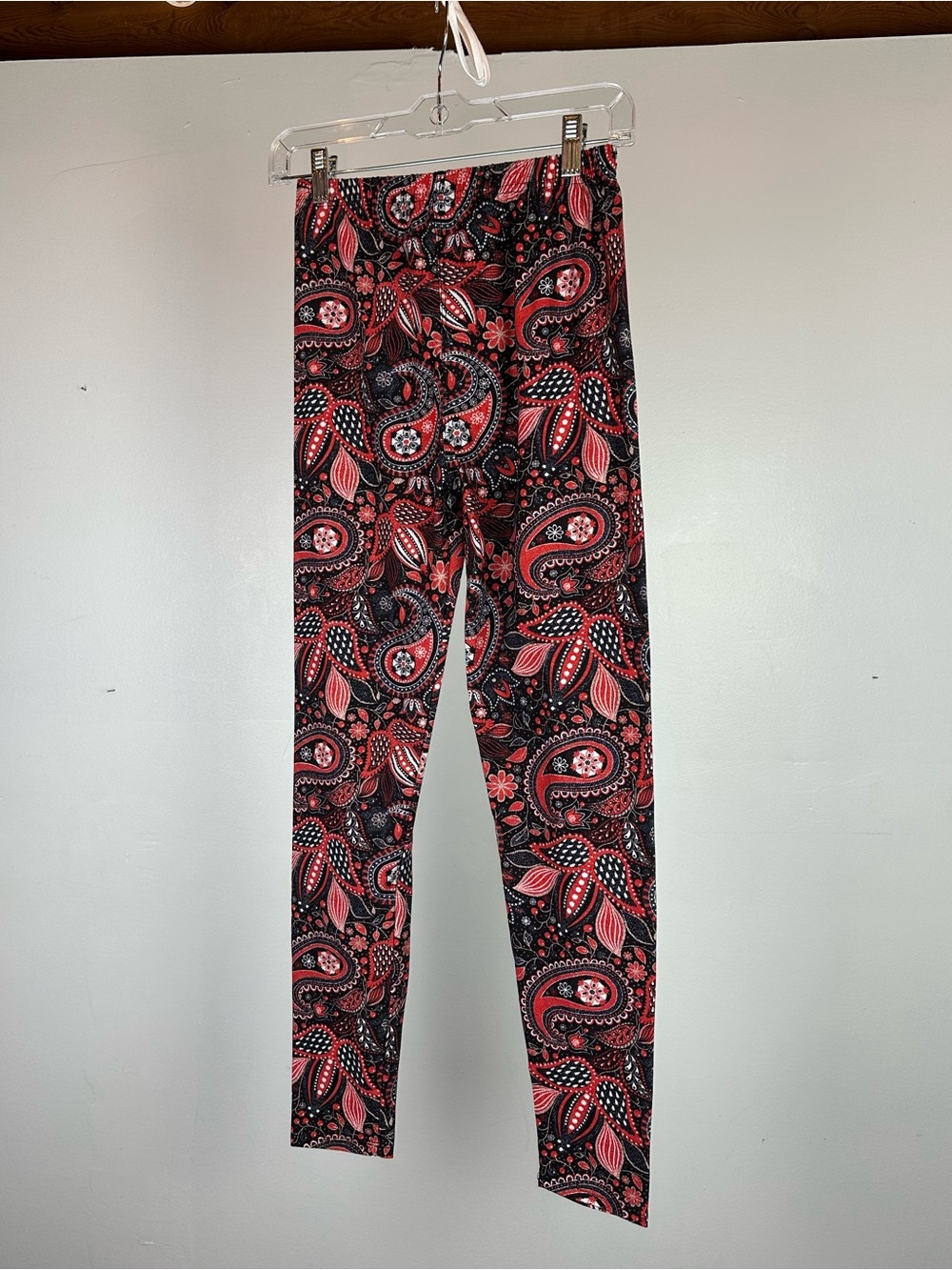 Womens Paisley Print Leggings - Red & Black